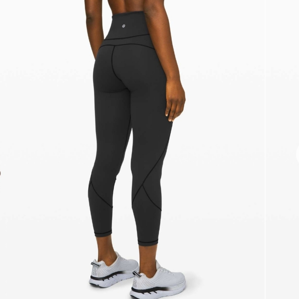 Lululemon In Movement Tight 25" *Everlux Black